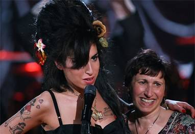 Amy Winehouse reencarna como borboleta