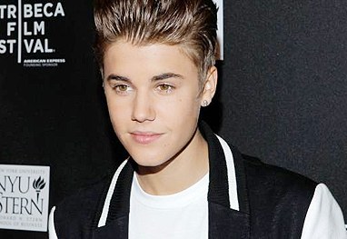 Mulher processa Justin Bieber por ficar surda com som de seu show