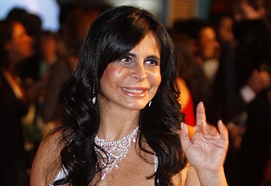 Não desiste! Gretchen diz que pode engatar seu 17º casamento