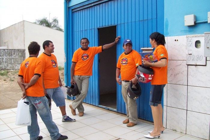 TRABALHADORES DENUNCIAM ESCRAVIDÃO NO FRIBOI