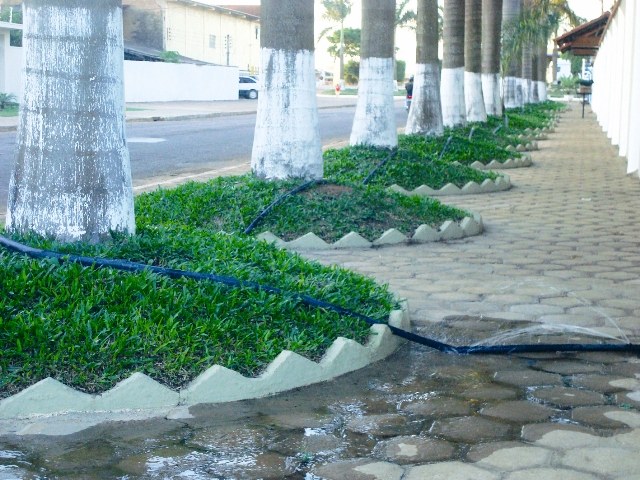 ABSURDO: VILHENA DESPEDIÇA METADE DA ÁGUA DISTRIBUÍDA