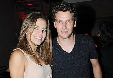 Nívea Stelmann detona o ex-namorado Elano no Twitter