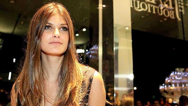 "As pessoas são muito criativas sobre a vida alheia", diz Carol Francischini