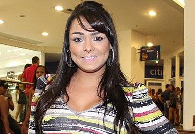 Depois de lesão, Mulher Melancia quer enfermeiro que faça suas vontades