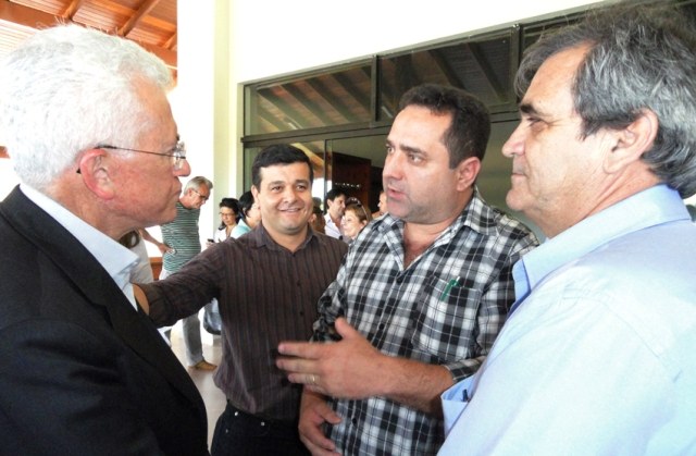 Em conversa com ex-ministro de Lula, Josué Donadon discute economia do Cone Sul