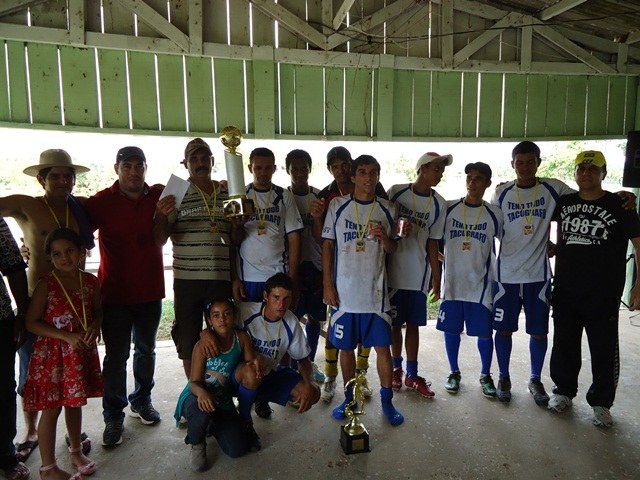 Em jogo disputado, Baixadão é campeão do “Ruralzão 2012” 