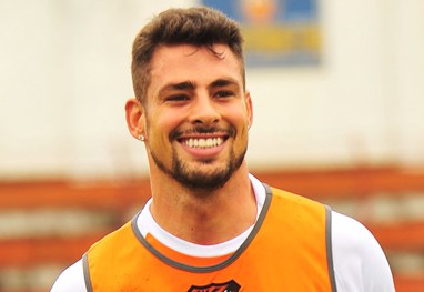 Cauã Reymond: "Adoro quando dizem que não sou capaz"