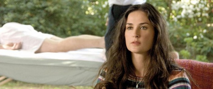 Demi Moore está arrasada com suposto romance de Ashton Kutcher e Mila Kunis