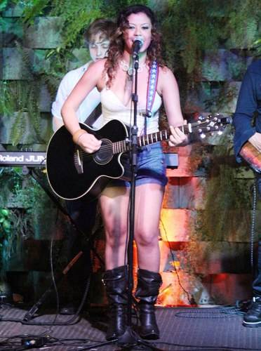 Cantora do hit