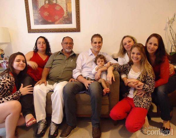 Em recuperação, Pedro Leonardo curte fim de semana ao lado da família