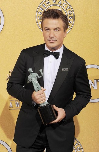Fiéis reclamam que Alec Baldwin quer ser centro das atenções em igreja de NY