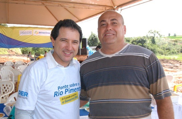 Natan prioriza investimentos para estádio municipal em Chupinguaia