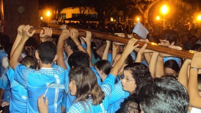 Video de cruz católica que passou por Vilhena mostra suposto milagre 