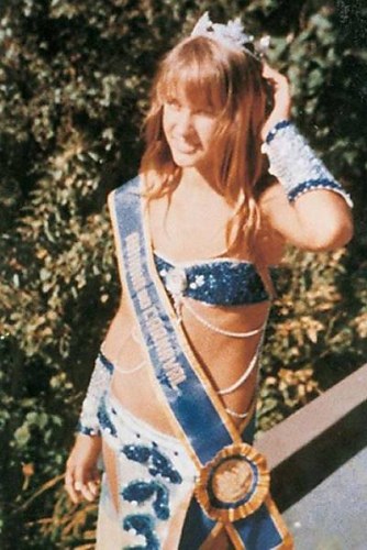 Xuxa diz que na infância só tinha um tênis e uma calça jeans