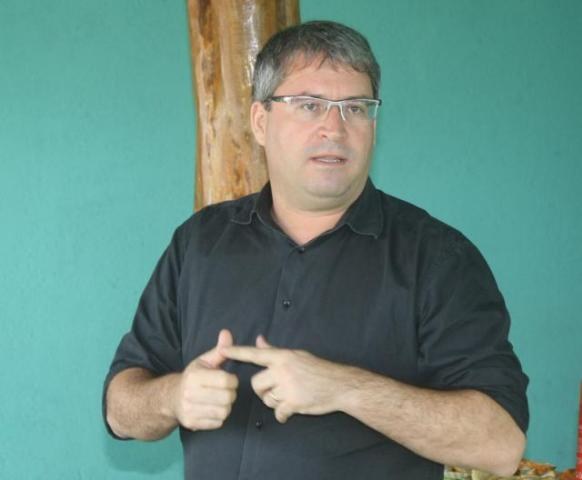 Cai mais um secretário de Confúcio; Fred Perillo deixa chefia da  Comunicação