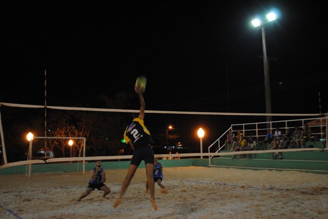 Definidas duplas finalistas na modalidade Juvenil do 1° Open de Vôlei de Areia 