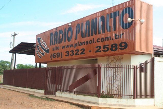 Rádio tenta organizar entrevistas com candidatos, mas juíza eleitoral veta