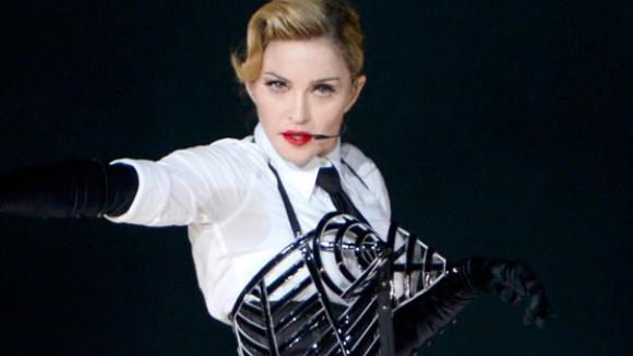 Madonna explica cancelamento de show:" Meus filhos são prioridade"
