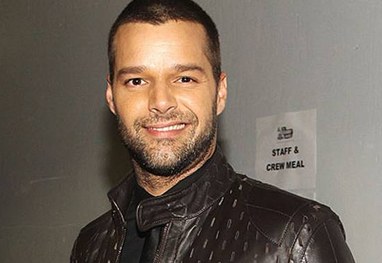 Ricky Martin fala da importância da camisinha