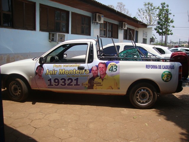 Material que seria usado contra Rover é apreendido com aliados de Goebel
