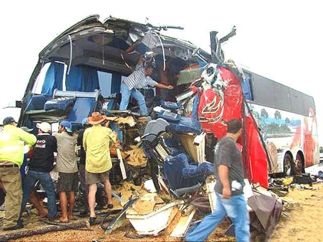 URGENTE: ÔNIBUS QUE SAIU DE VILHENA BATE E DEIXA QUATRO MORTOS