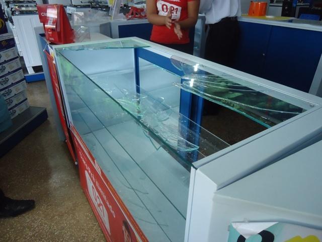 Exclusivo: ladrões invadem loja da City Lar em Cerejeiras e levam aparelhos